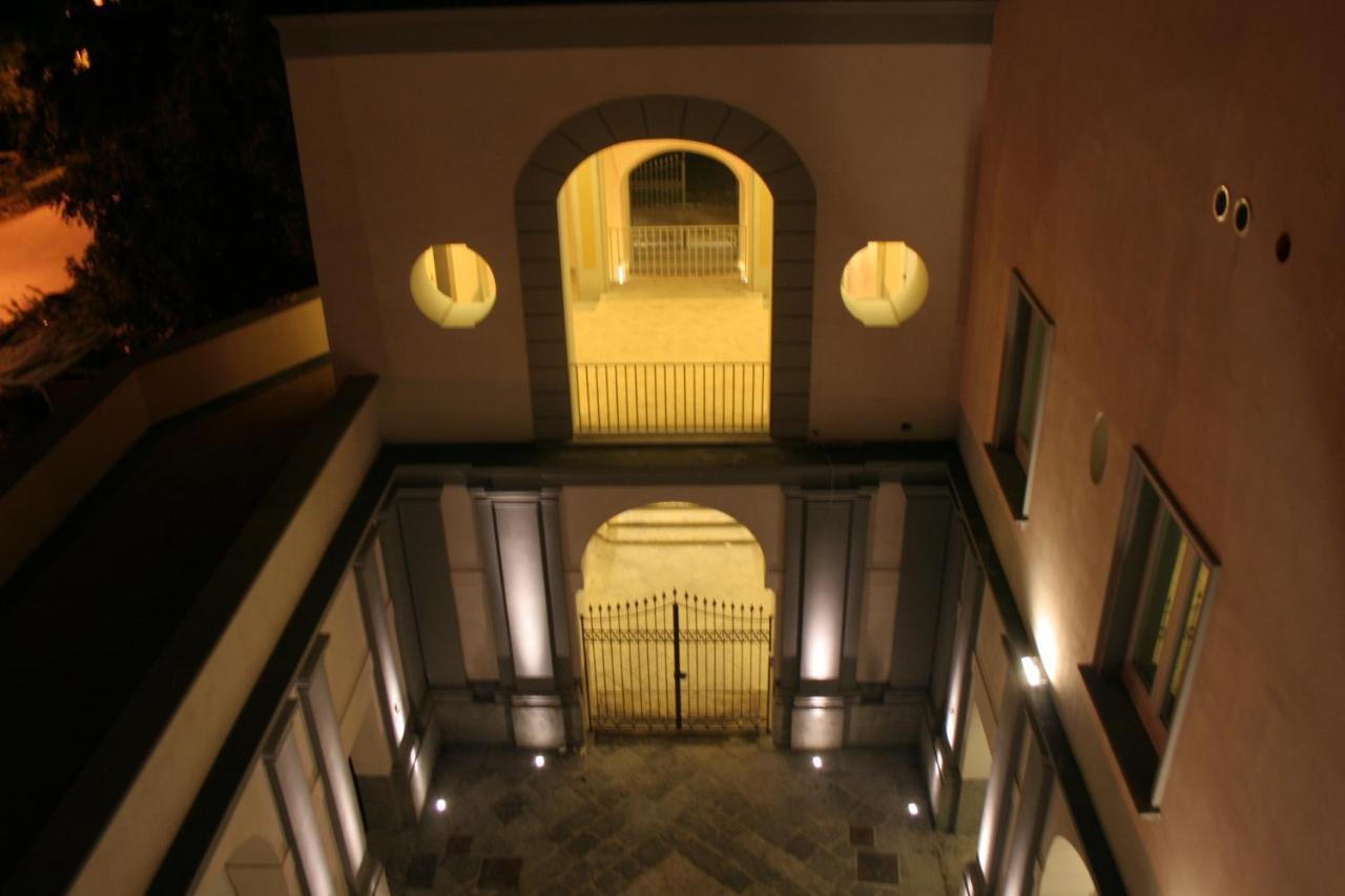 Villa Avellino Historic Residence Pozzuoli Exterior photo